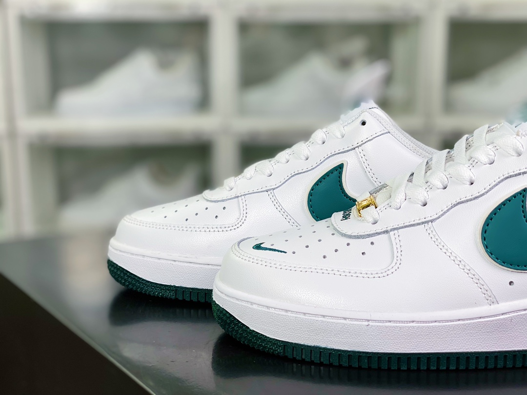 220  Air Force 1 '07 Low QS”White/University Blue Mini Swoosh”空军一号经典低帮板鞋“皮革白墨绿刺绣小钩子”CV5696-966