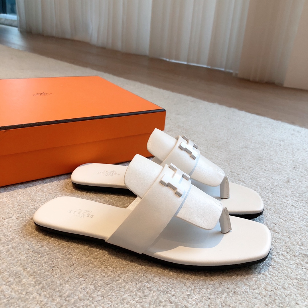 Hermes...aEclair拖鞋2023新品+爆款系列鞋底轻盈有一定厚度增高显腿长！透体透气舒适的科