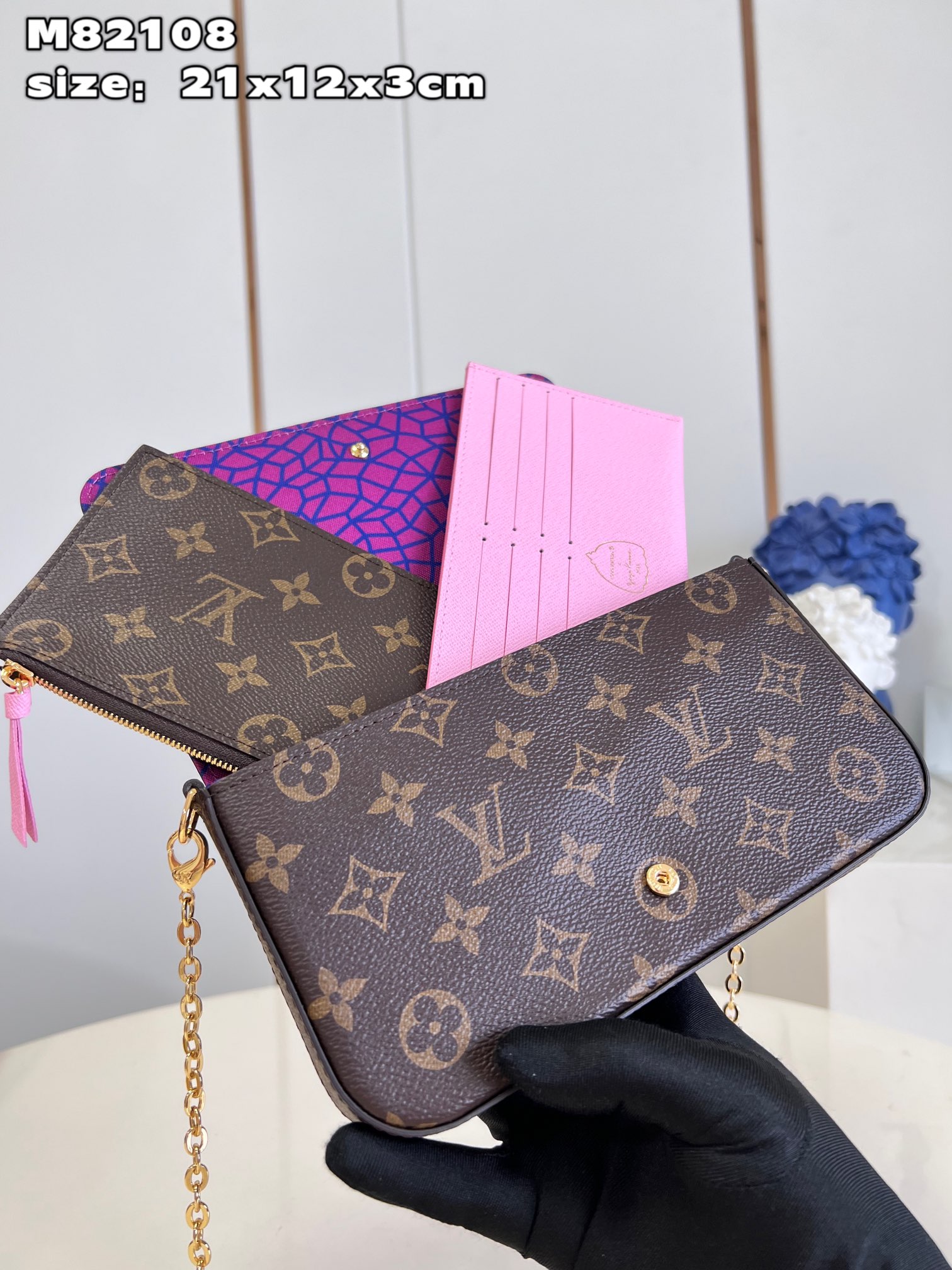 此款 LV x YK Pochette Félicie 链条包延续创想之力 6