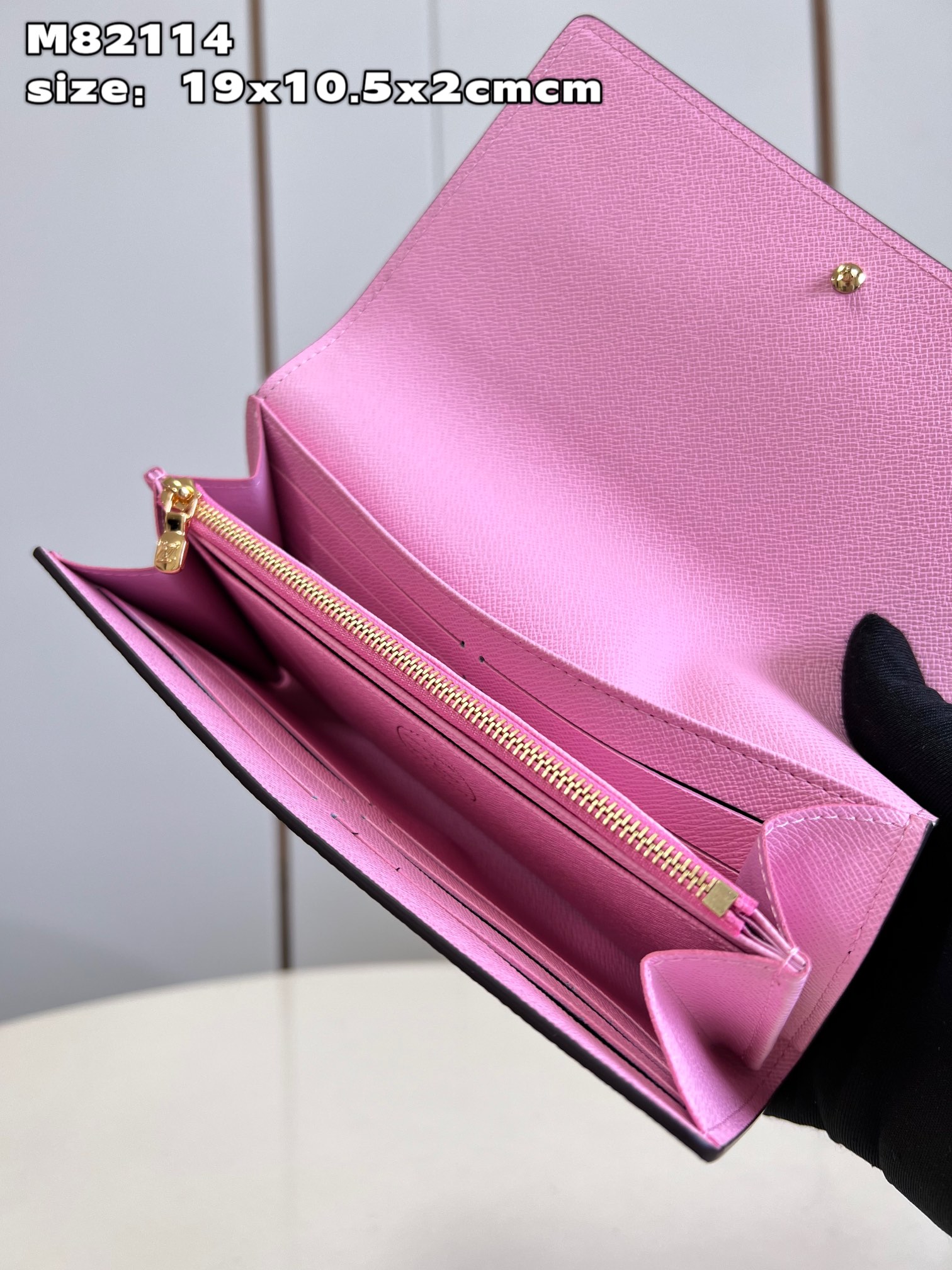this LV x YK Sarah Wallet pays tribute to the iconic visual art of - Bag 7