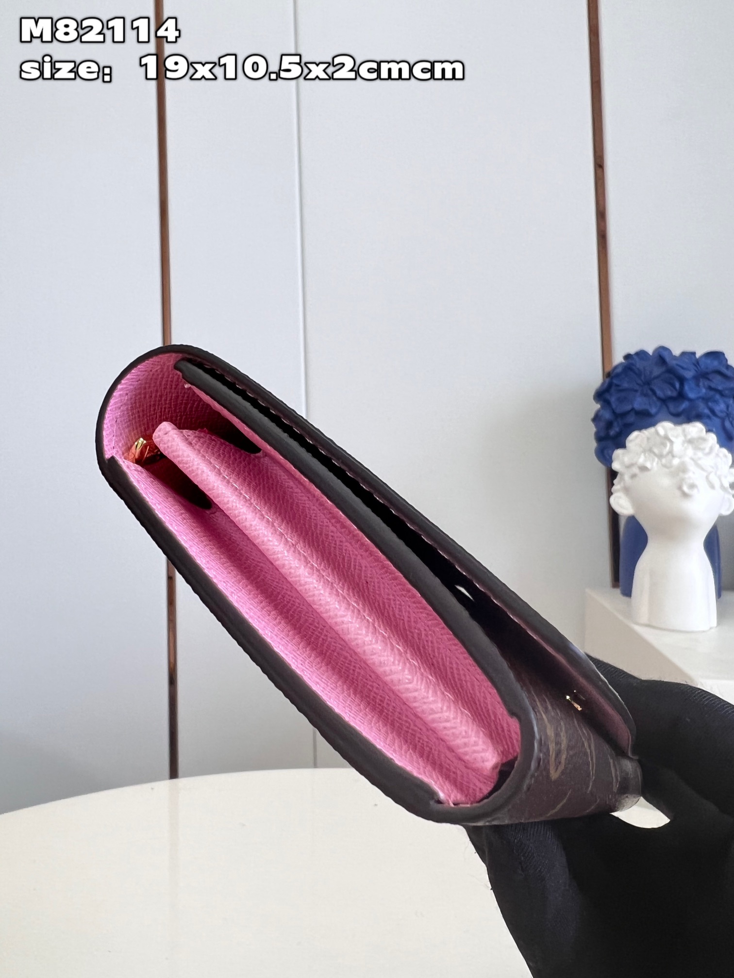 this LV x YK Sarah Wallet pays tribute to the iconic visual art of - Bag 5