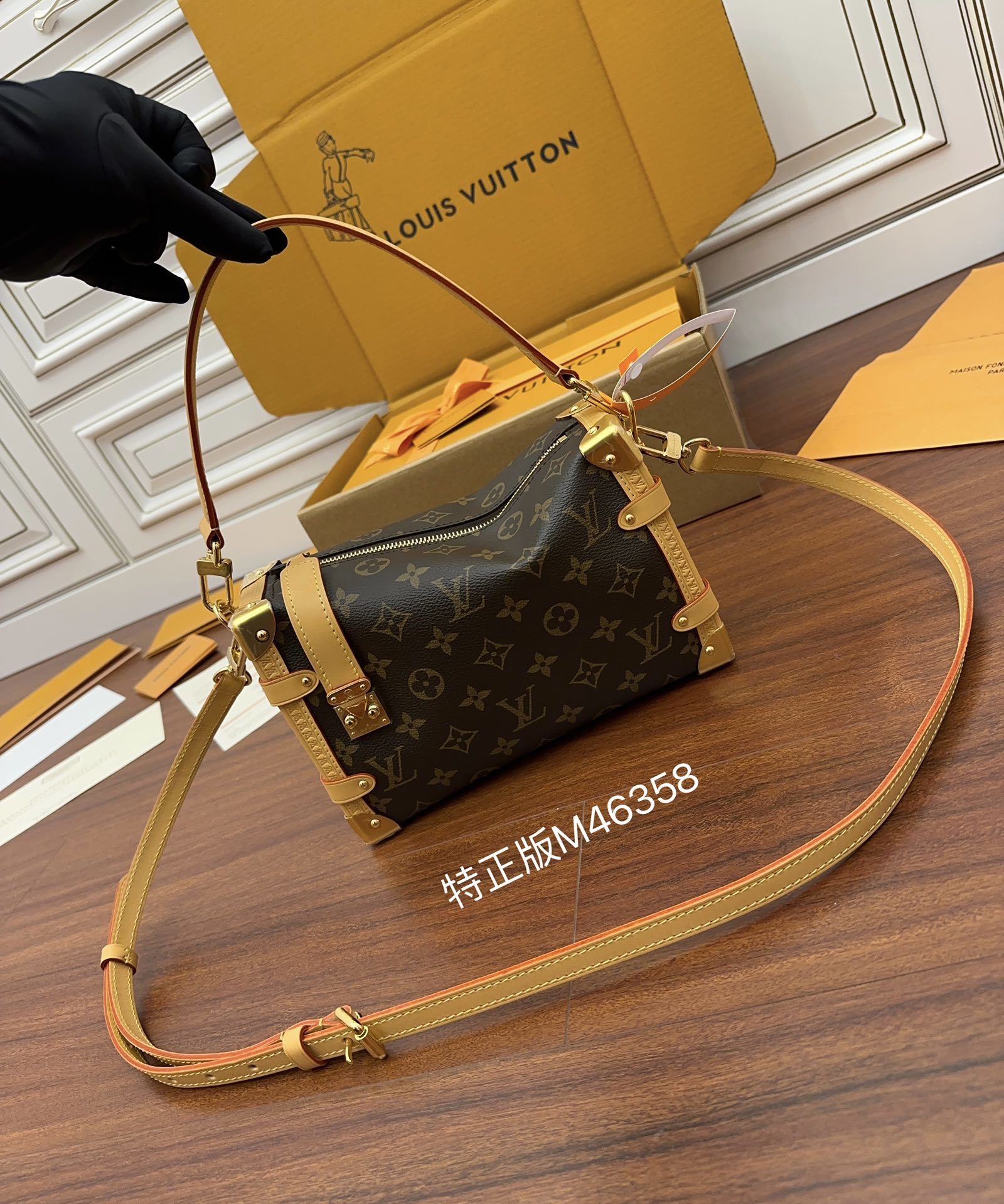 独家首发型号M46358特正版品质全面再次升级专柜同步电子芯片内码新礼盒礼品袋保护纸铜版电子标签合格证皮