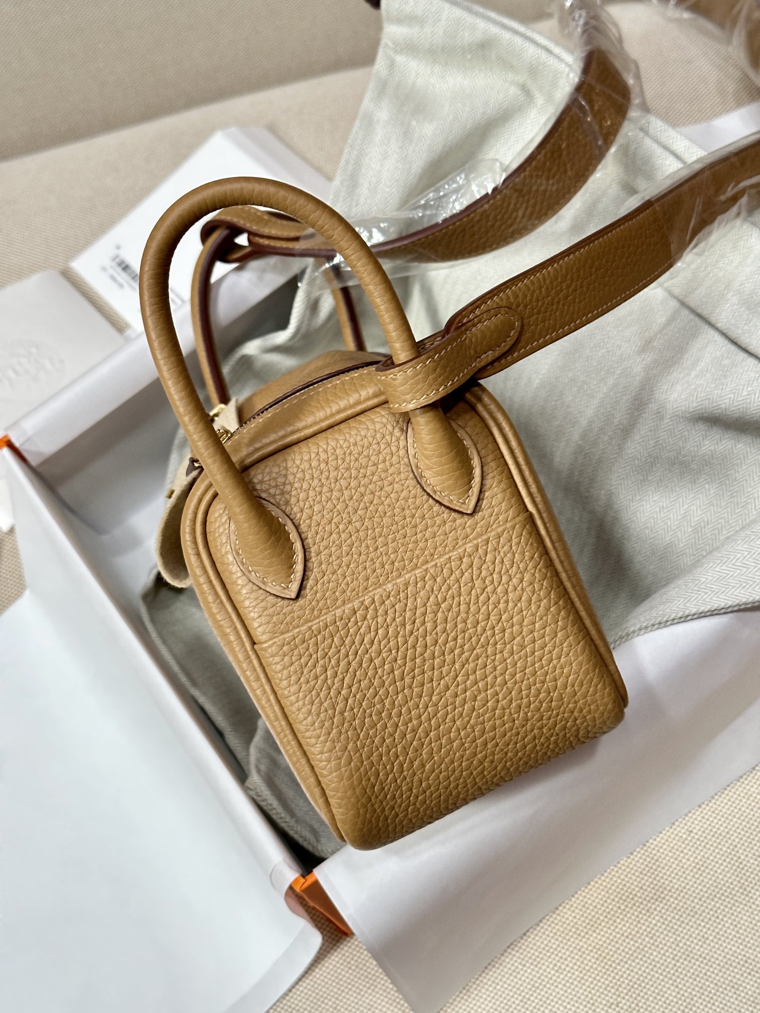 Hermes Lindy Tan mini shoulder everyday