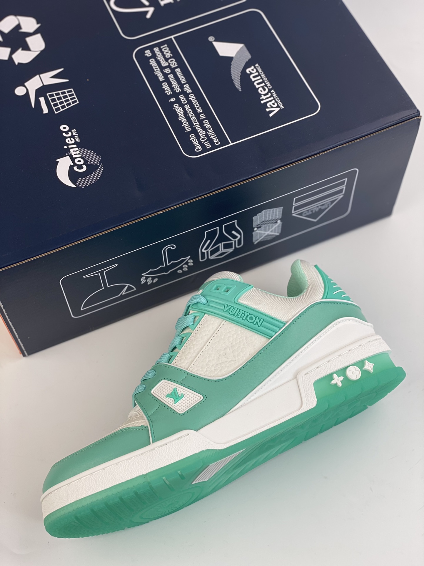 2021s LV Trainer limited edition latest color matching is limited to domestic sales