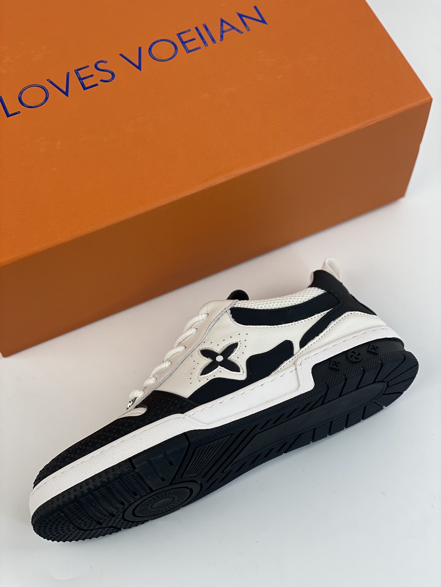 LV 23ss Trainer Sneaker casual sports shoes