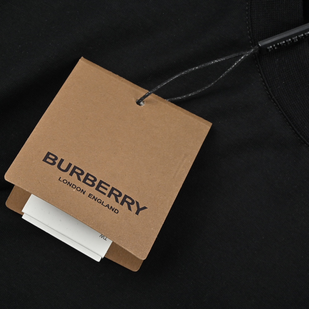 160 BURBERRY/巴宝莉BBR经典TB限定胸口LOGO短袖