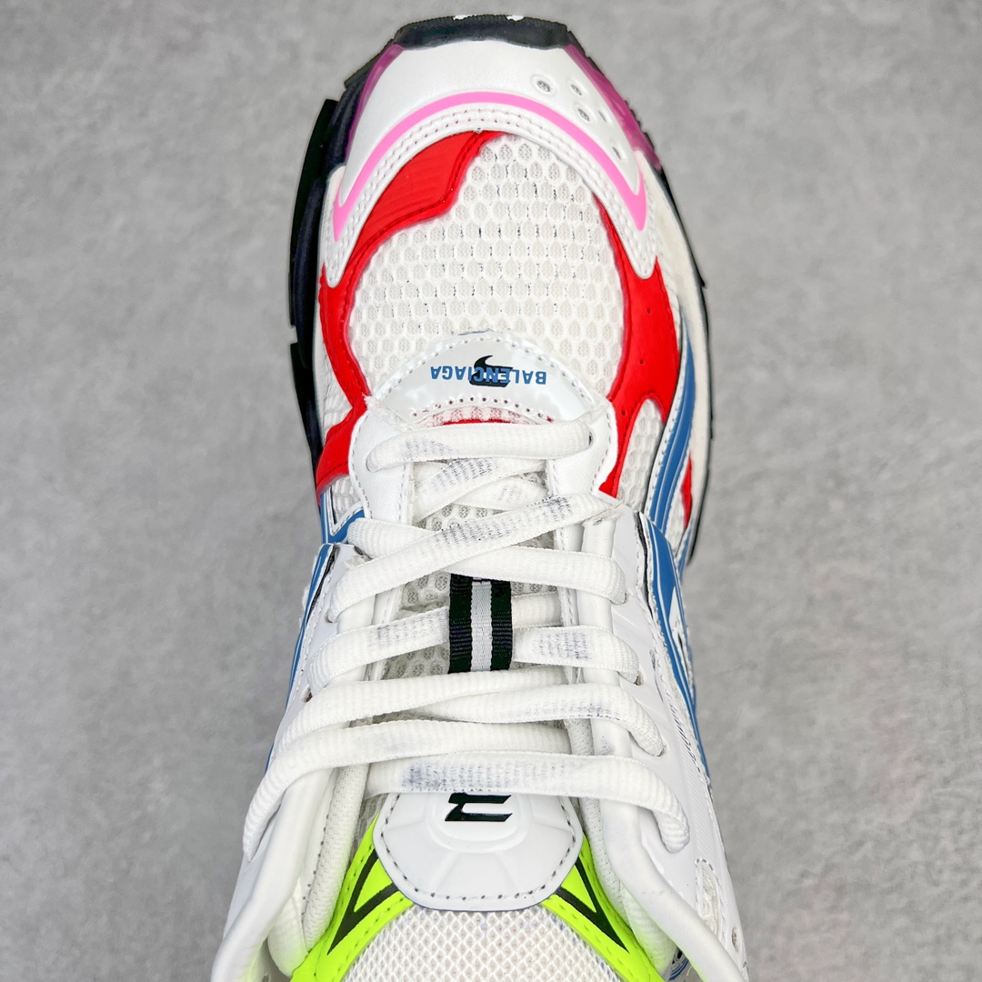 图片[4]-💰460 ＃VG零售版 BALENCIAGA Runner Sneaker 巴黎世家七代慢跑系列低帮复古野跑潮流运动鞋老爹鞋 尼龙和网布材质 磨损效果 鞋头边缘印有尺码 背面浮印尺码 外侧印有跑者徽标 鞋舌刺绣 Balenciaga 品牌标识 鞋跟背面 Balenciaga品牌标识 材质采用65%聚氨酯、35%聚酯纤维 全新 Runner 鞋型轮廓借鉴于 2000 年初的复古线条 搭载大网眼面料制成鞋面基础，由粉色、白色尼龍与橡胶质地覆盖鞋面诠释线条感 当中透过几道手缝线与折损痕更是精准的掌握历经时间淬炼的破旧痕迹 延续其手法至鞋领、鞋跟、鞋带、中底等部分均饰有破损及脏污之貌 尤其是鞋领处与鞋带孔眼条更是采用不规则做旧技术将内容物泡棉随机露出 尺码：35 36 37 38 39 40 41 42 43 44 45 46 编码：by5936030-运动鞋