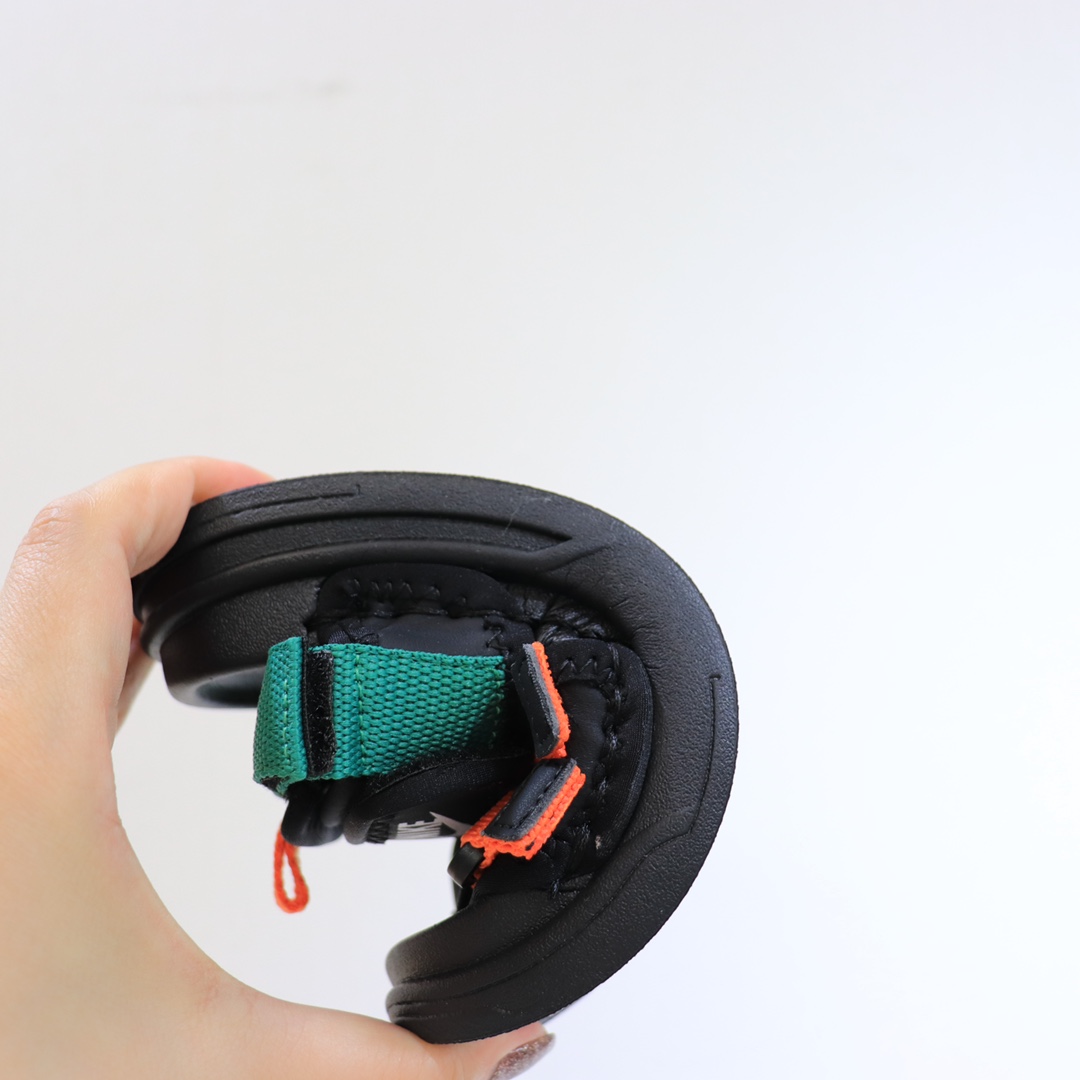 图片[7]-NK软底魔术贴凉鞋 皮面拼接尼龙材质鞋身，看起来就是个性十足的款式！EVA大底让鞋身整体超轻超柔然！-选品中心