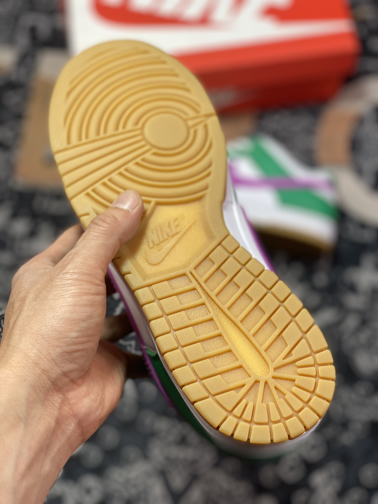 220 Nike Wmns SB Dunk Low Retro”Joker”扣篮系列低帮滑板板鞋“白绿紫巴斯光年”FD9922-151