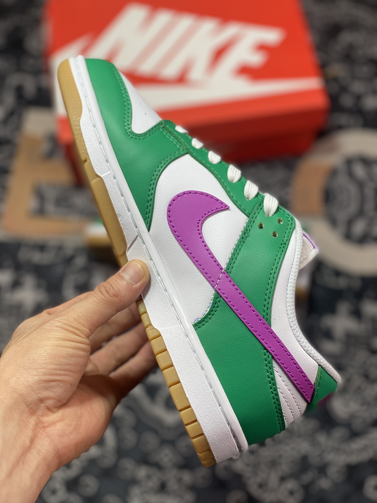 220 Nike Wmns SB Dunk Low Retro”Joker”扣篮系列低帮滑板板鞋“白绿紫巴斯光年”FD9922-151