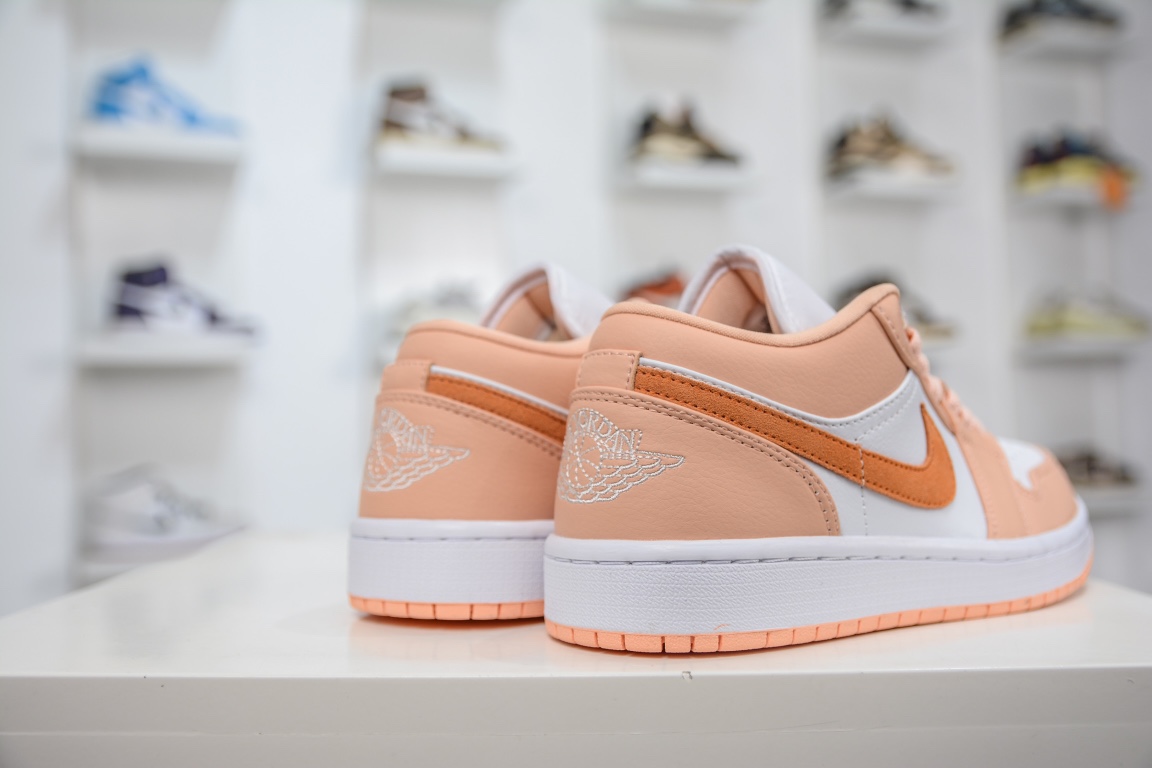 200 原装版 Nike Wmns Air Jordan 1 Low SE”Sunset Haze”AJ1乔丹一代低帮篮球鞋“日落橙白” DC0774-801