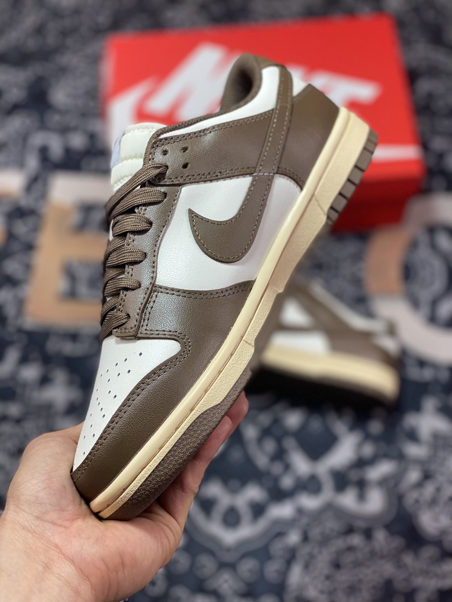 180 Nike Wmns SB Dunk Low Retro”Cacao Wow/Brown/Sail”扣篮板鞋“巧克力深棕米白”DD1503-124