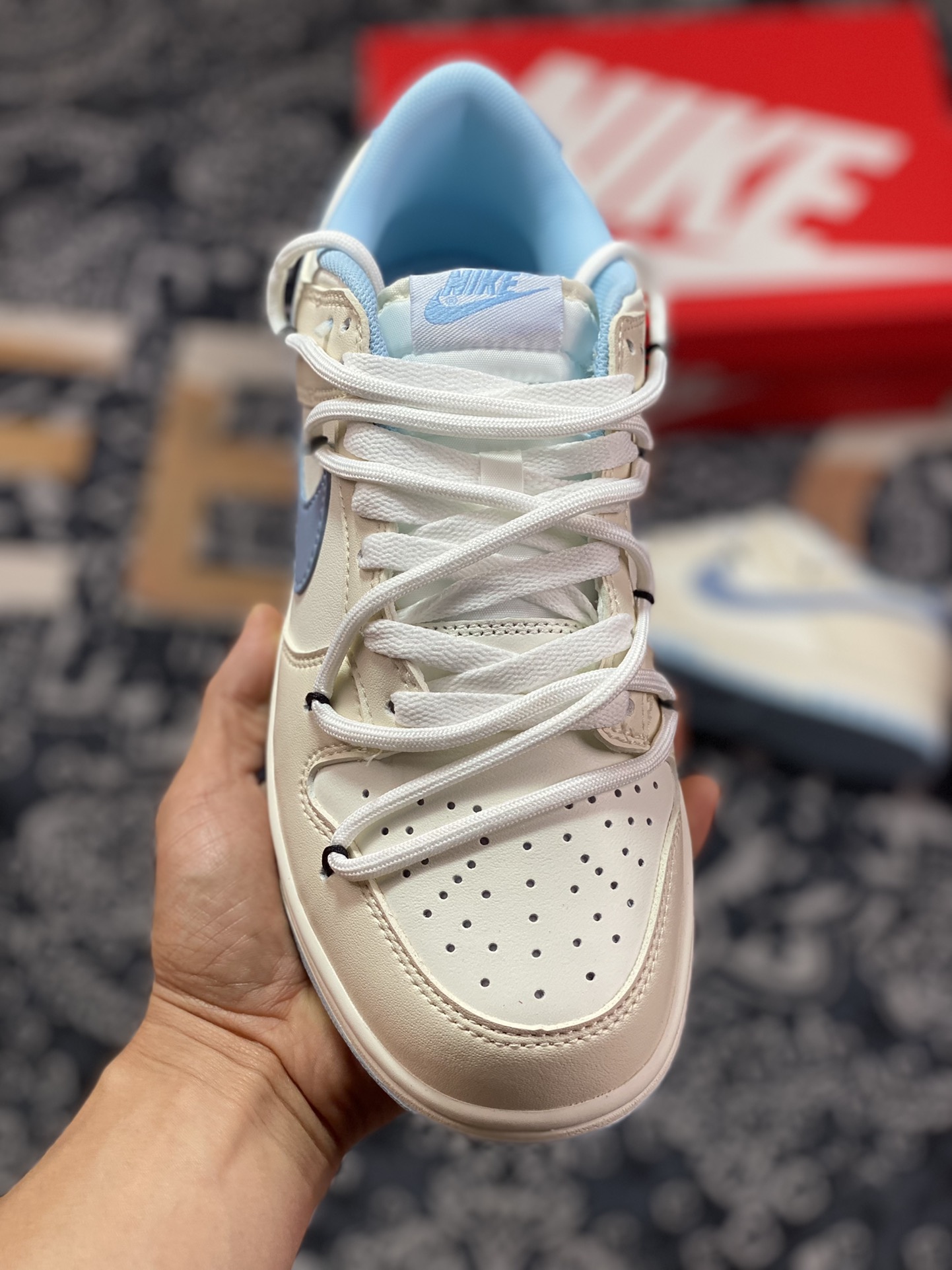 260 Nike SB Dunk Low”Milk White/Blue”扣篮系列低帮板鞋“皮革奶白浅蓝绑绳”DD1503-123