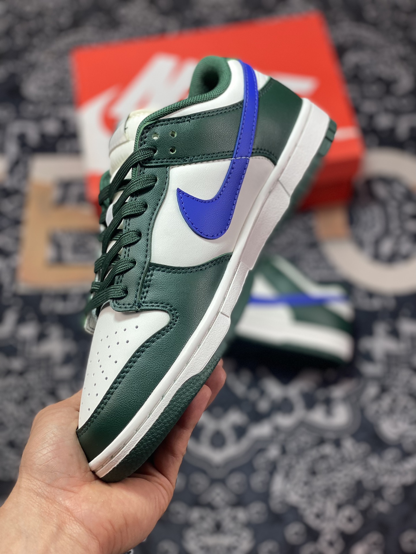 220 Nike SB Dunk Low”Gorge Green/Navy”扣篮系列低帮休闲运动滑板板鞋“复古绿白皇家蓝”DD1503-300