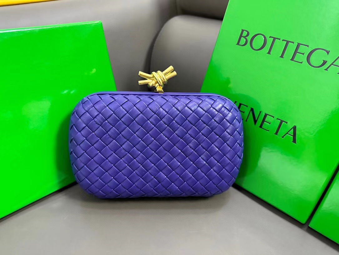 Bottega Veneta 编织羊皮 金属结绳扣 晚宴手拿包
