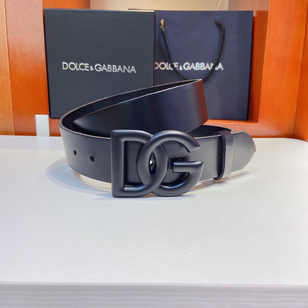D&G杜嘉班纳Lux鞍皮腰带缀以电镀