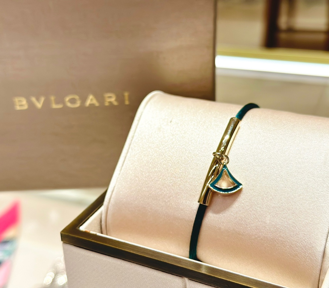 Bvlgari Haute Joaillerie Fine Jewelry Earrings Necklace Ring 6