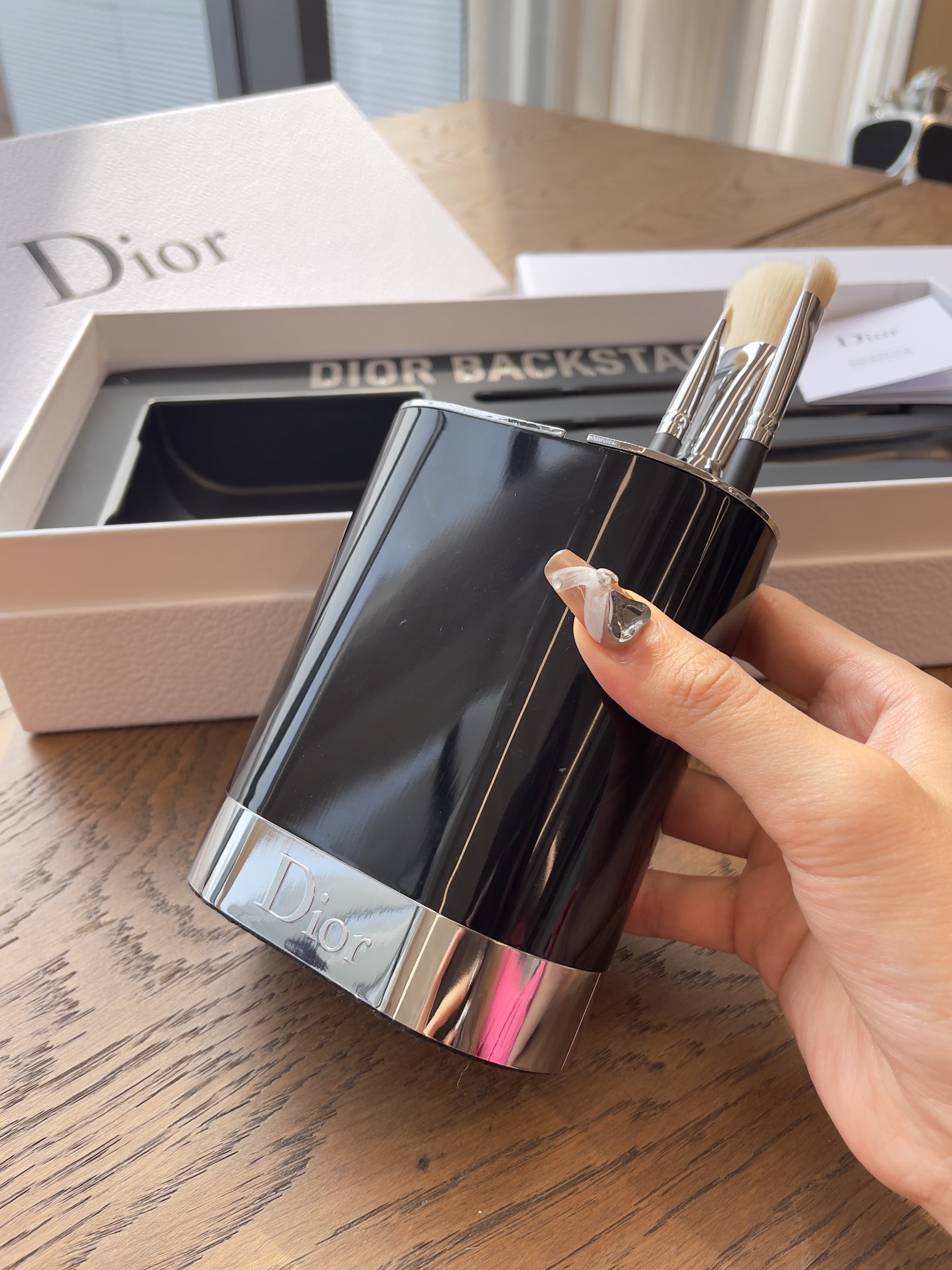 Dior Backstage 4-Piece Makeup Brush Gift Set - Comprehensive 6