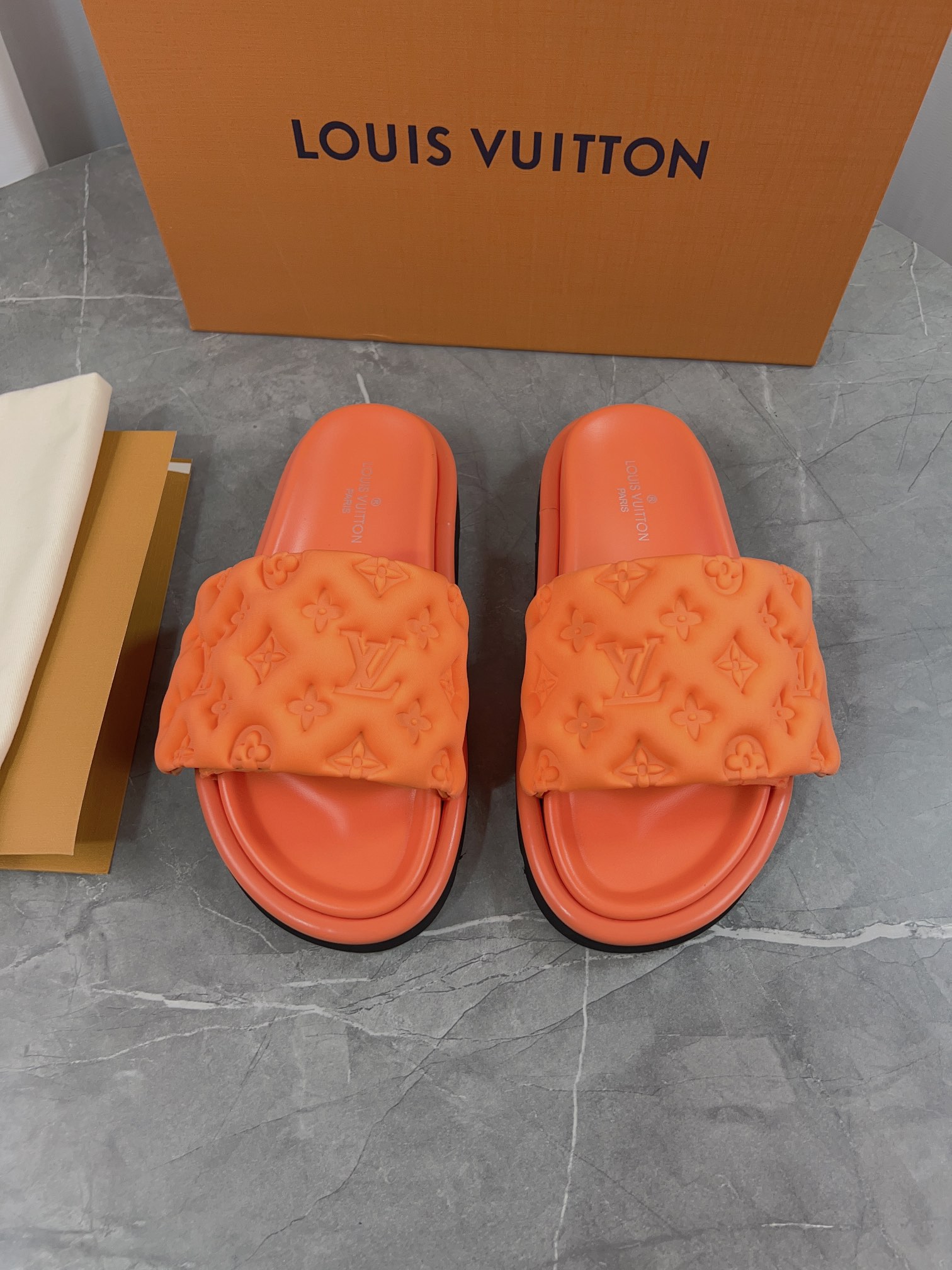 Louis Vuitton Pool Pillow Comfort Flat Sandal Monogram Embossed 7 i1682595740 9186 5