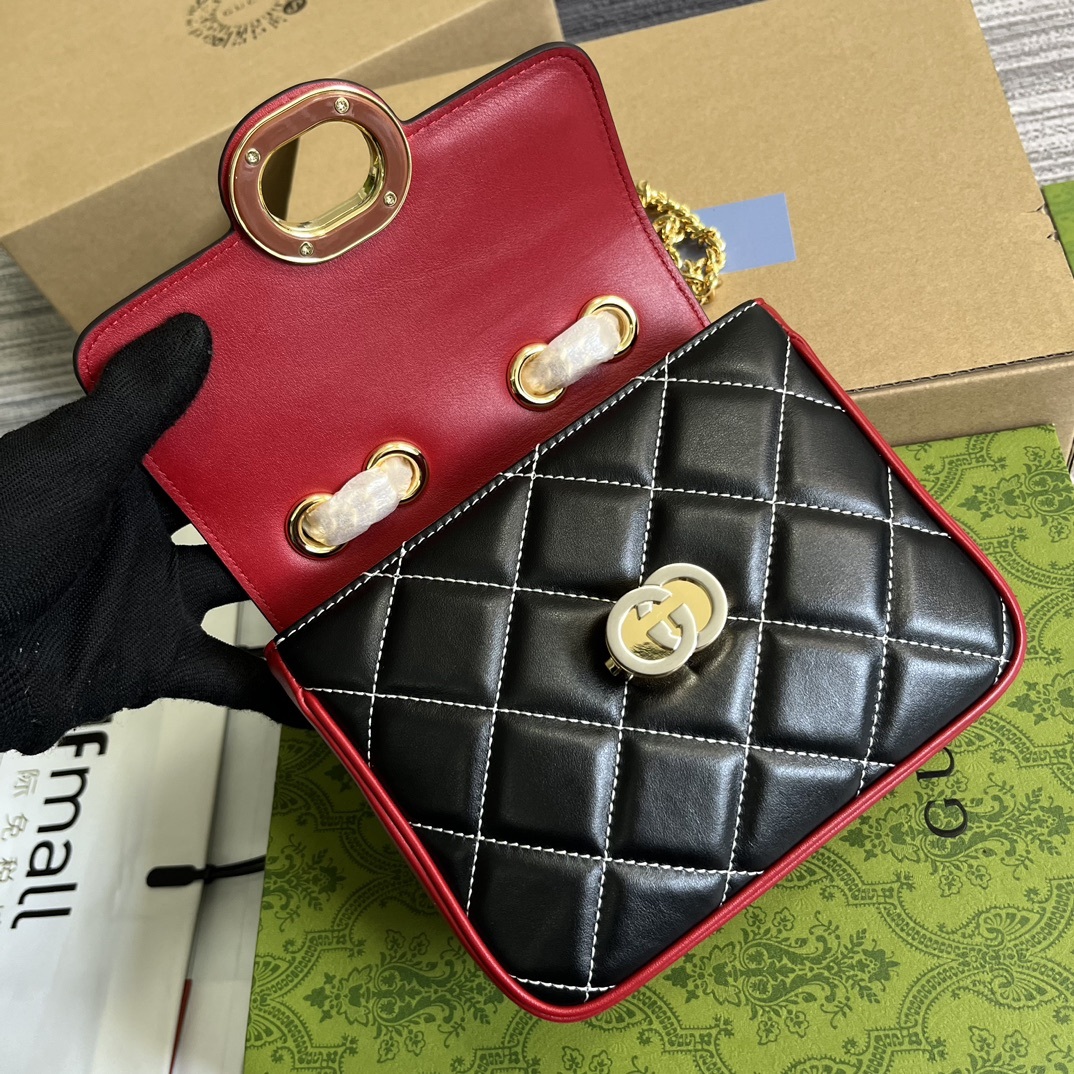 配全套包装️GucciDeco系列mini肩背包Gucci不断拓展自身视野以全新手法焕新演绎经典廓形和精