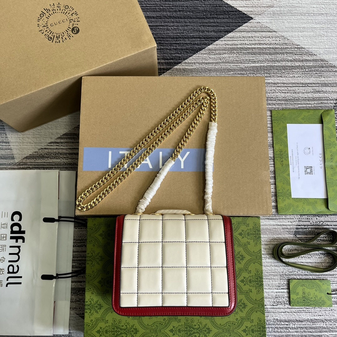 配全套包装️GucciDeco系列mini肩背包Gucci不断拓展自身视野以全新手法焕新演绎经典廓形和精