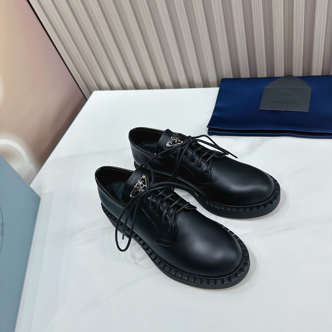 fábrica 2023 SSS relanza las nuevas botas largas y cortas de Prada, sandalias zapatos individuales, 