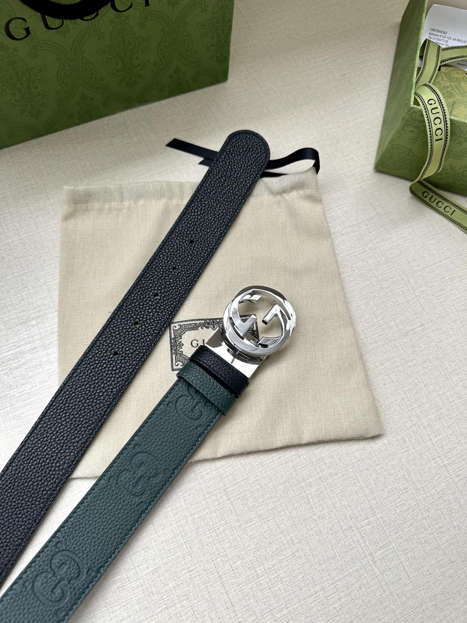 GUCCI宽度4.0cm每一季品牌典藏设计中的标志性元素都会吐故纳新为经典注入新意GuccioGucci