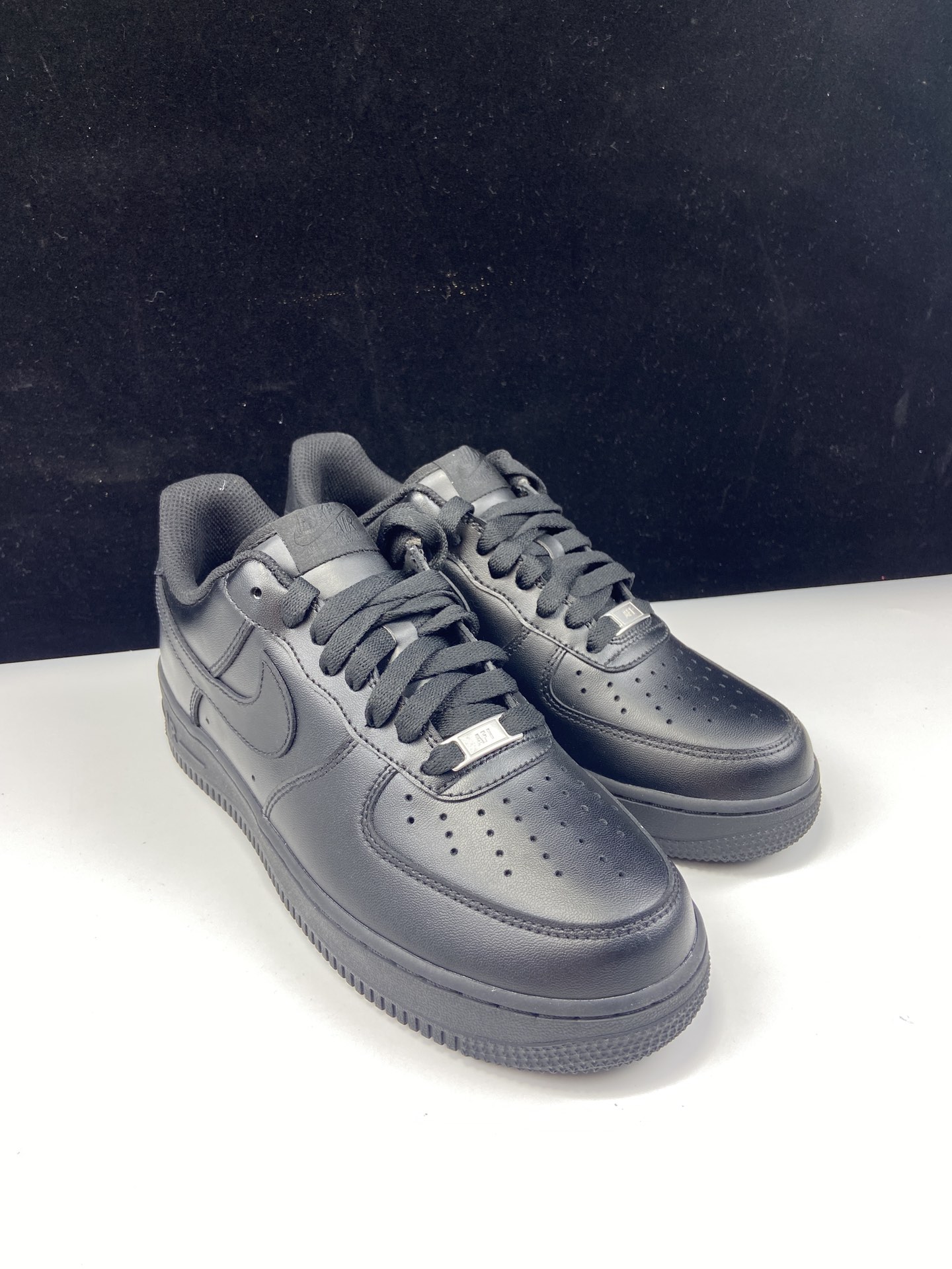 AF1黑魂low尺码36-46特价总