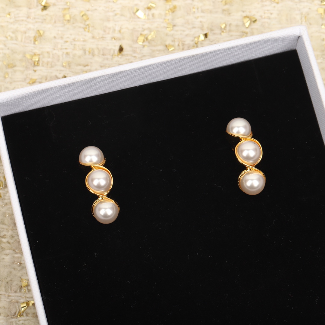 [Celine Jewelry]