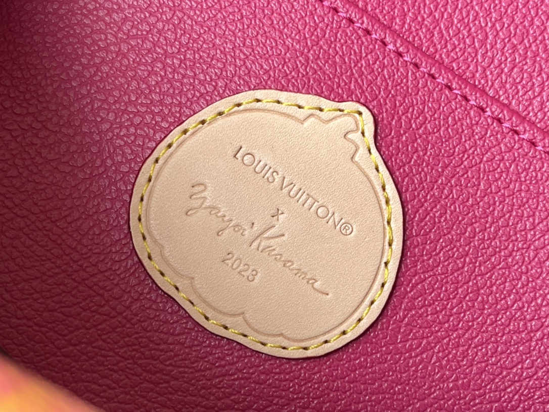 Louis Vuitton M46472 LV x YK Cosmetic Pouch