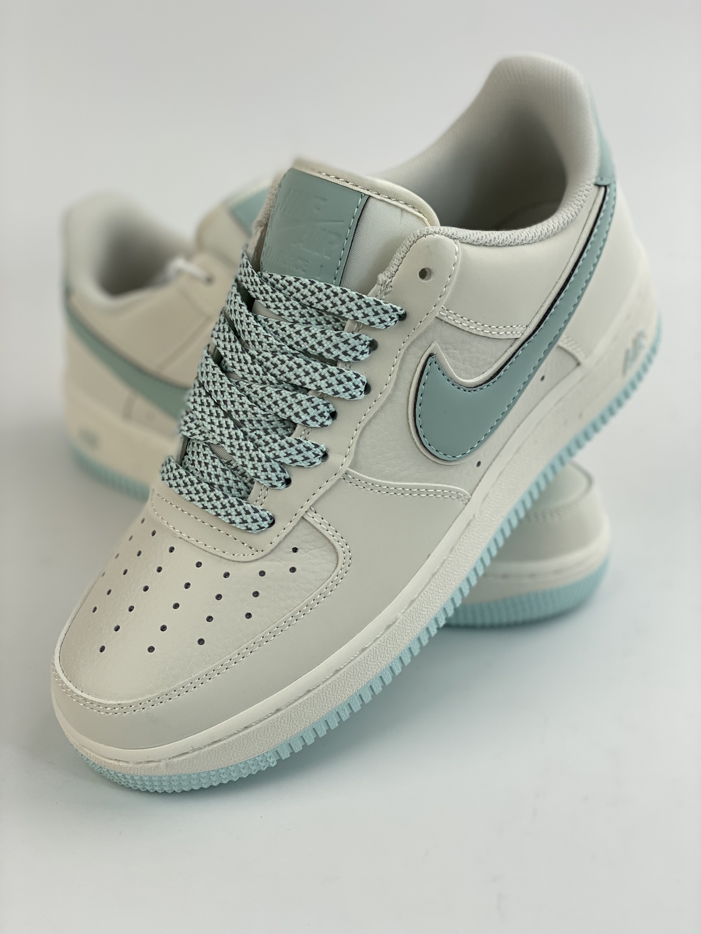 Nike Air Force 1 Low 07 Low-top Collection