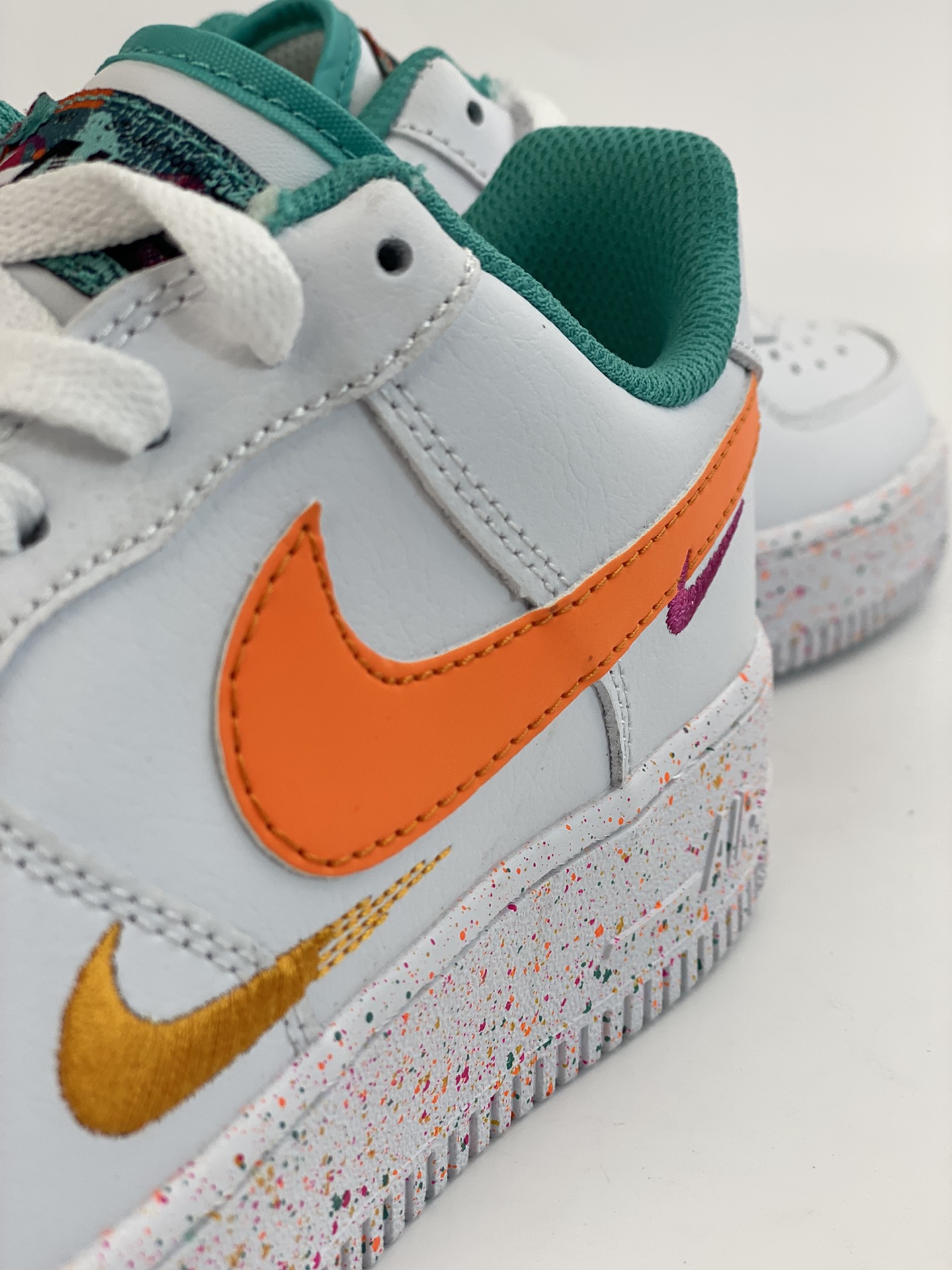 Nike Air Force 1 Low 07 White Orange Double Hook FD4626-181