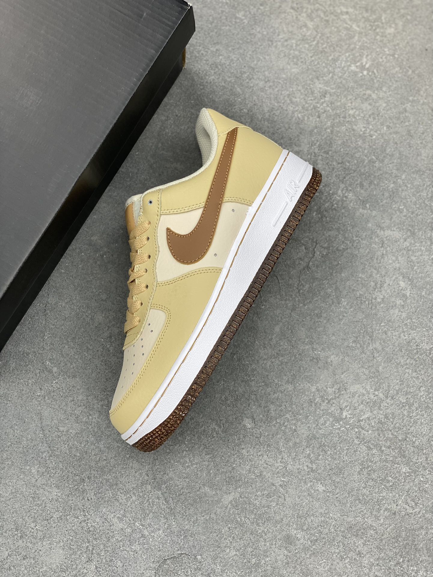 Nike Women's Air Force 1 '07 Low-Top Sneaker - White/Noble Red, Durable & Stylish 8 i1682621631 4552 6