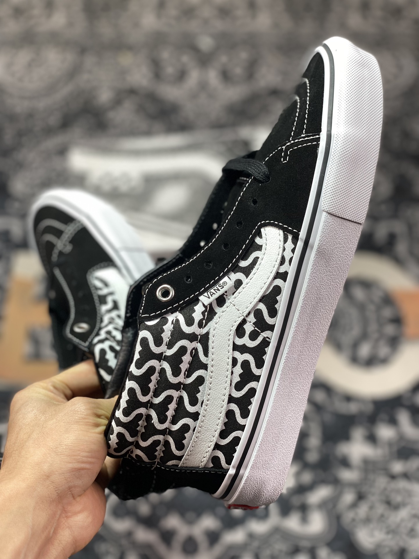 Supreme x Vans Grosso Mid Pro Monogram S Logo Skate