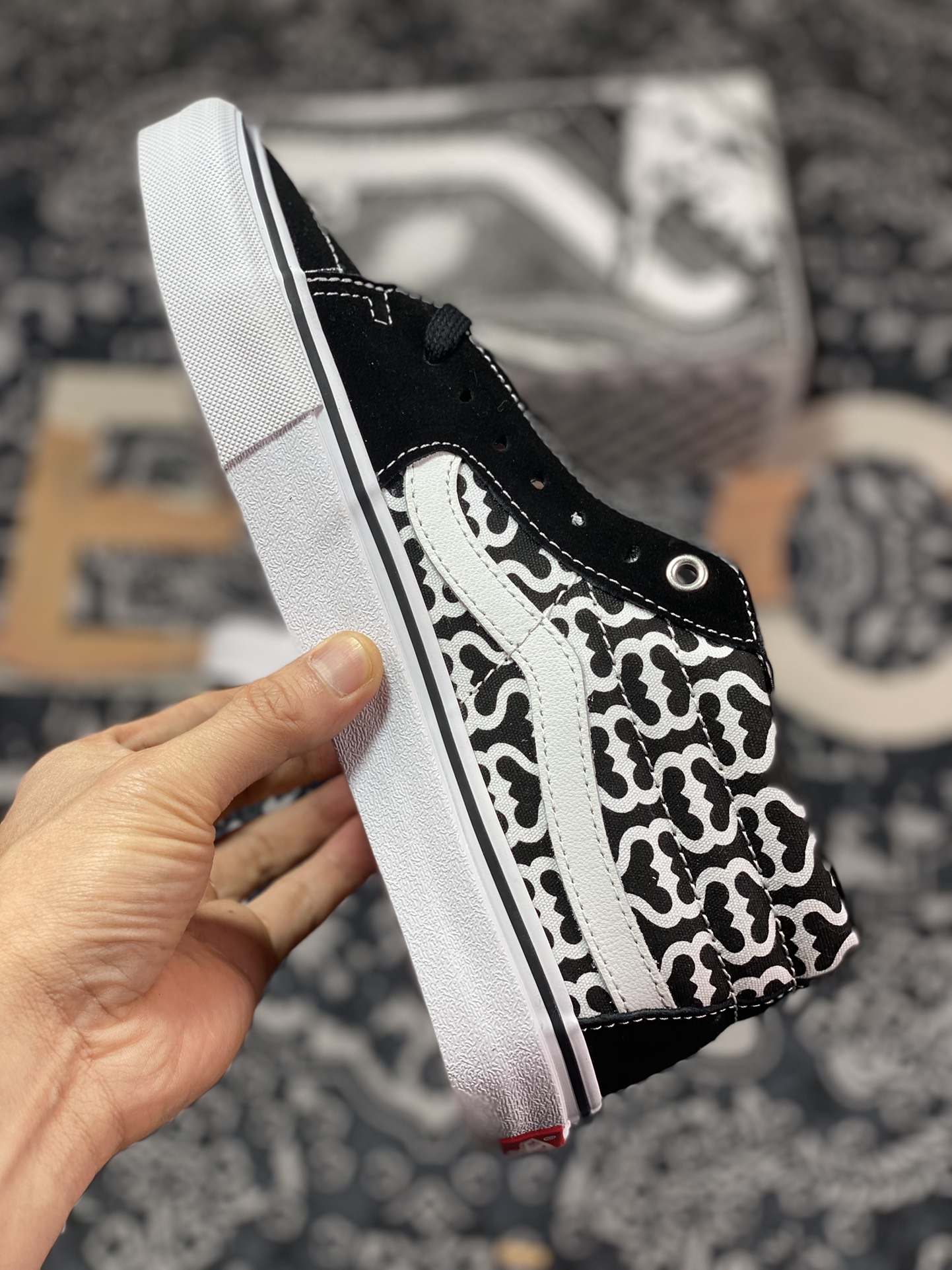 Supreme x Vans Grosso Mid Pro Monogram S Logo Skate