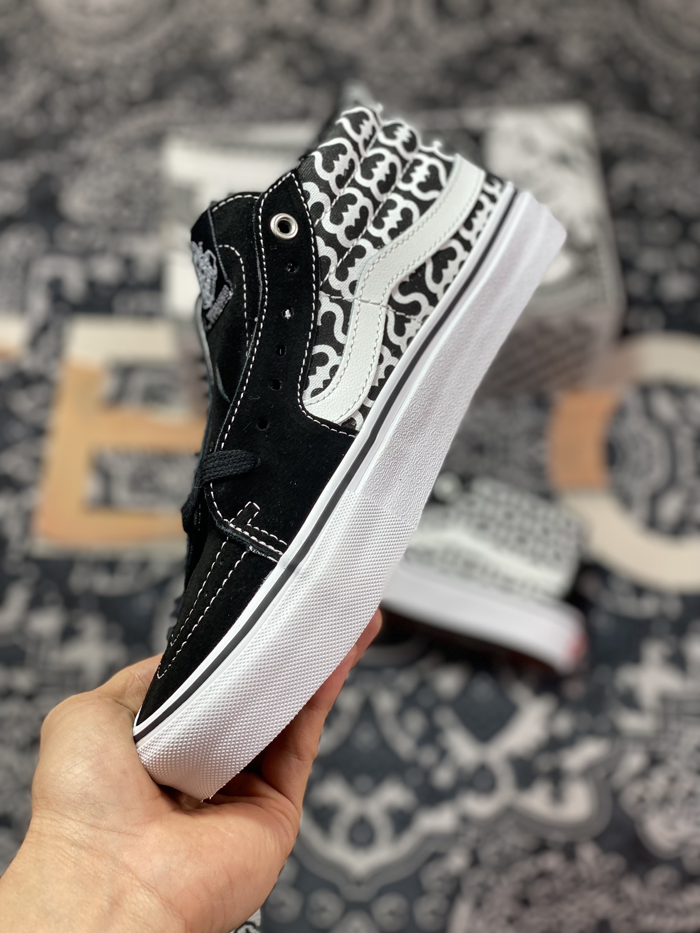 Supreme x Vans Grosso Mid Pro Monogram S Logo Skate