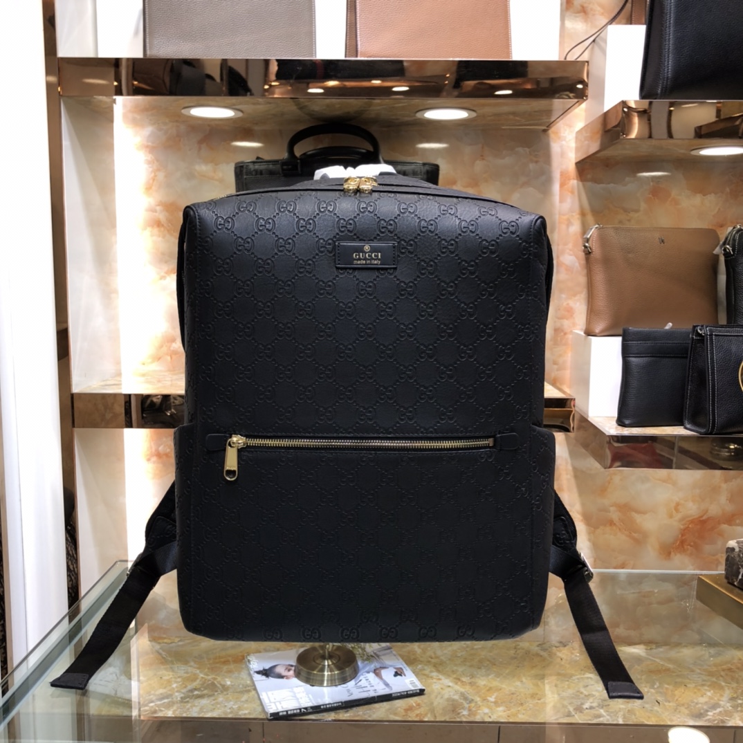 Gucci Spitze
 Taschen Rucksack Rindsleder