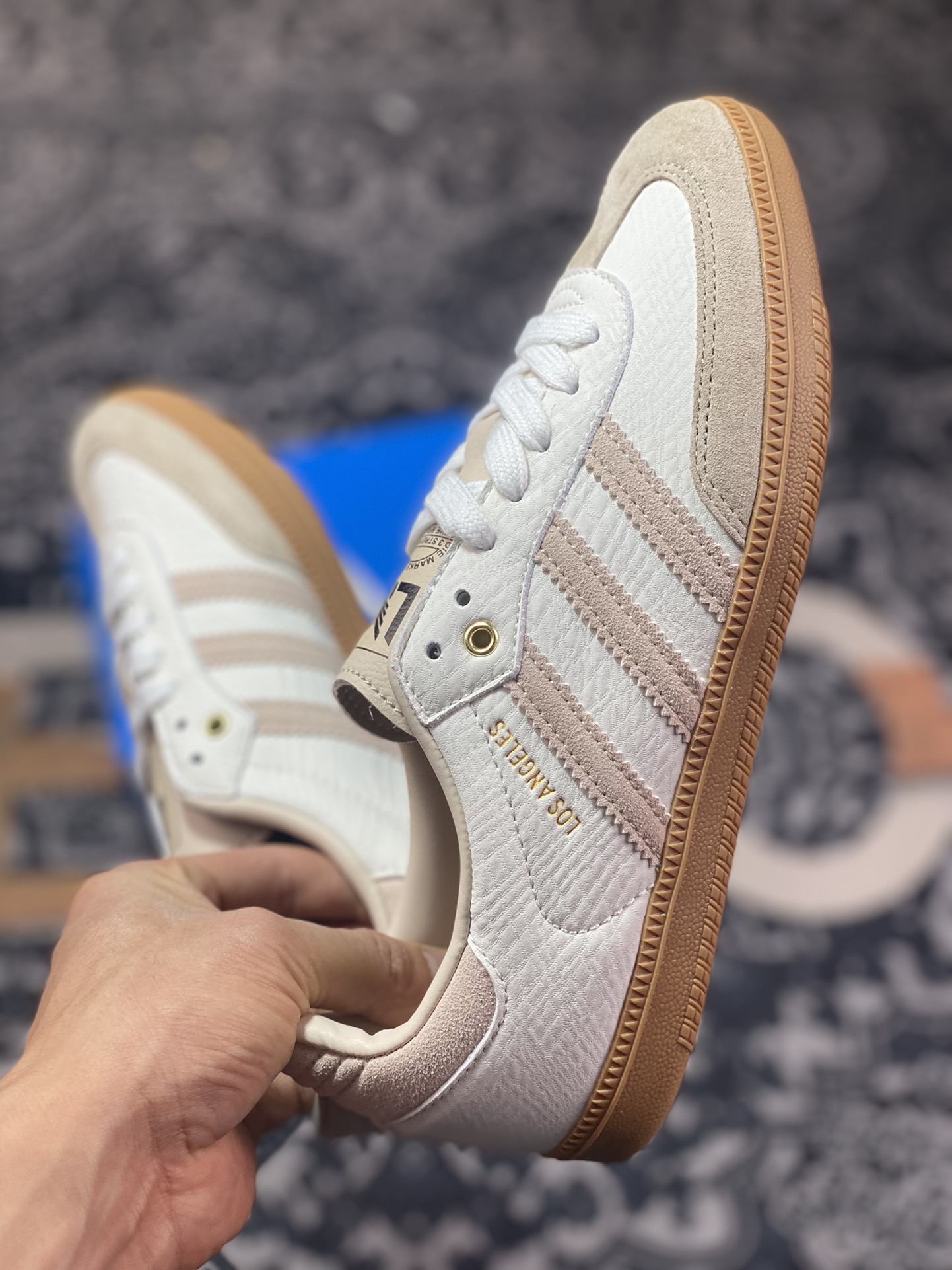 Adidas Originals Samba OG ”Heart of Gold Samba” Samba dance shoes ”Jointly-branded off-white and light brown raw rubber sole” GV8358