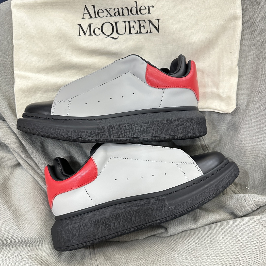 Fashionable Leather Shoes with Comfortable Design and TPU Bottom – Alexa McQU Collection - 图片 6