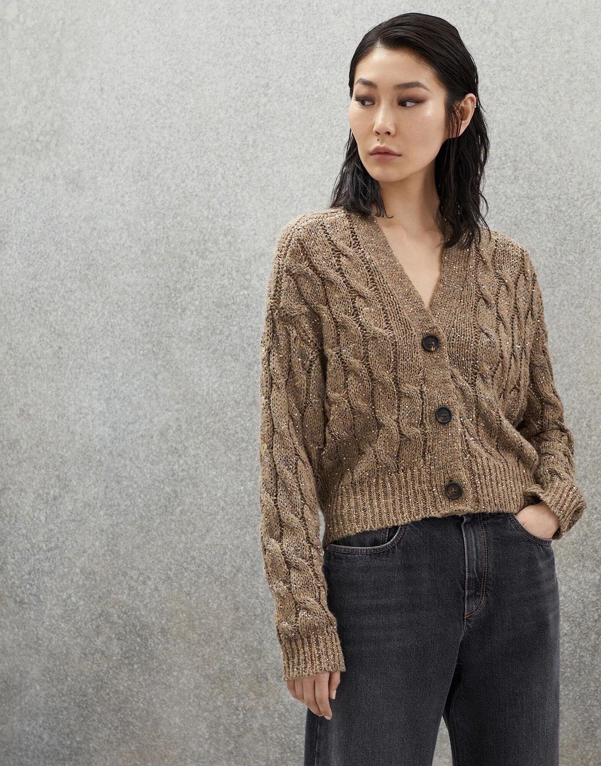 Women's Silk-Linen Blend Cable-Knit Cardigan with Shimmering Detail - Elegant Knitwear 5 i1682658869 5461 3