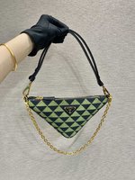 Prada Knockoff
 Handbags Crossbody & Shoulder Bags Embroidery Fashion Chains