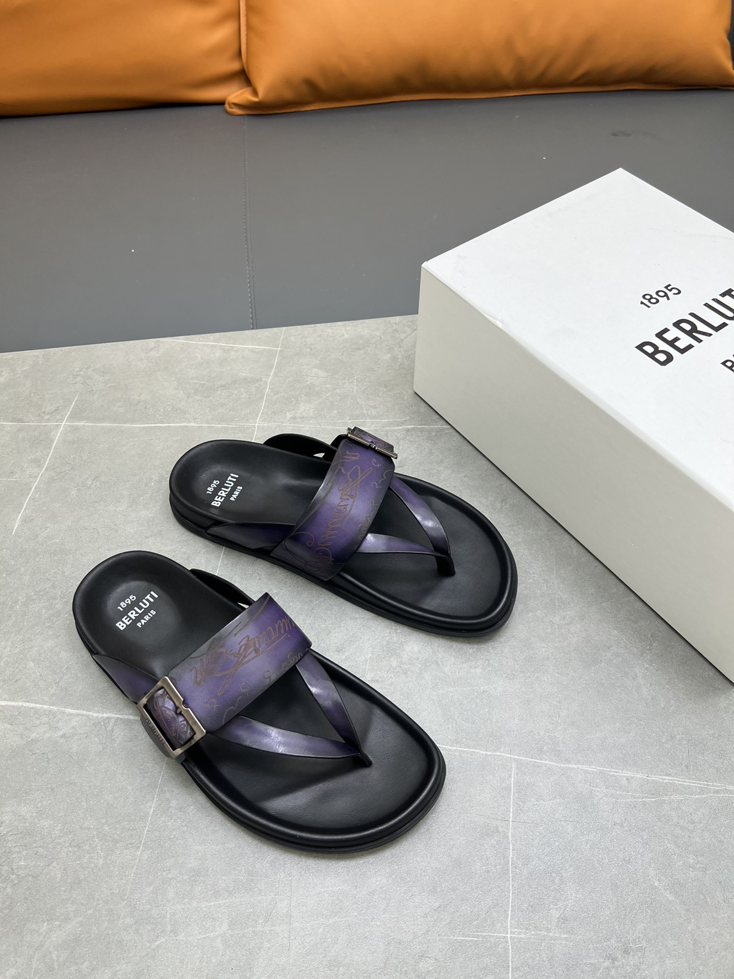 Berluti Tamaño:38-45 P270Berluti boutique de gama alta zapatillas de los hombres, la mano de obra su