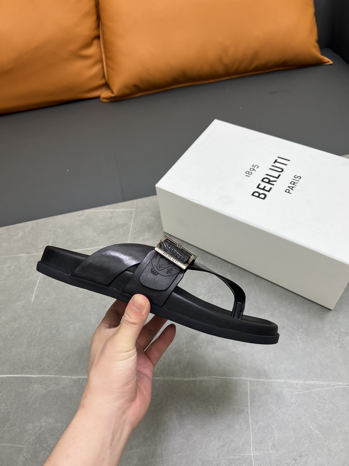 Berluti Tamaño:38-45 P270Berluti boutique de gama alta zapatillas de los hombres, la mano de obra su