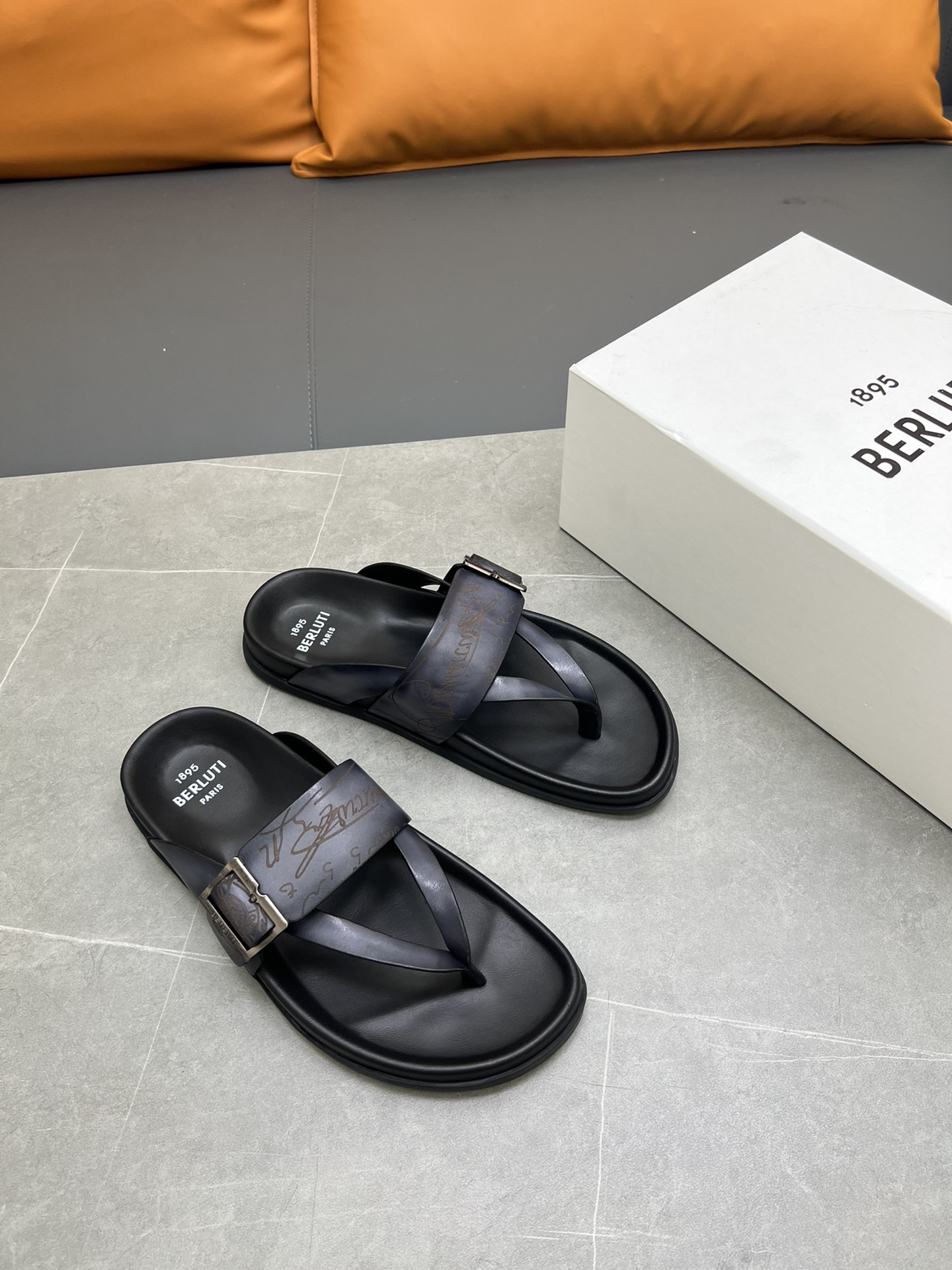 Berluti Tamaño:38-45 P270Berluti boutique de gama alta zapatillas de los hombres, la mano de obra su