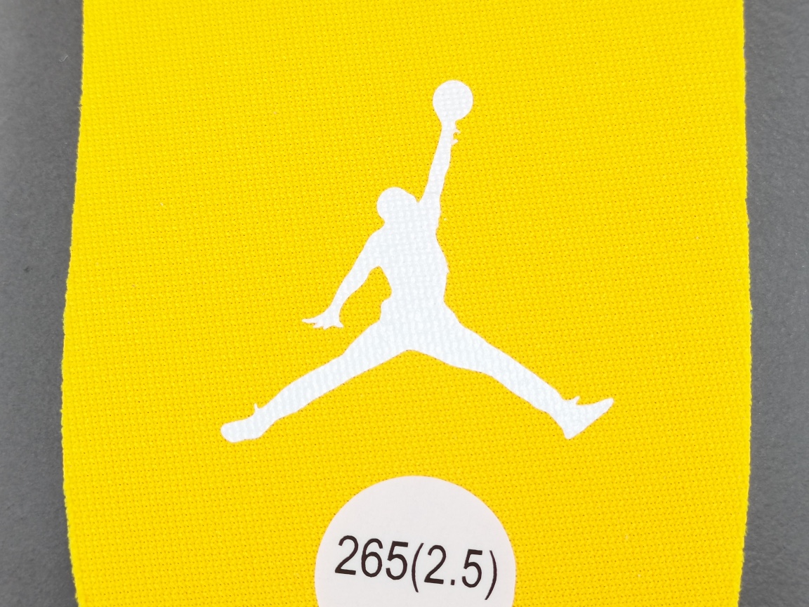 AJ3白橙尺码40-47.5总裁X版