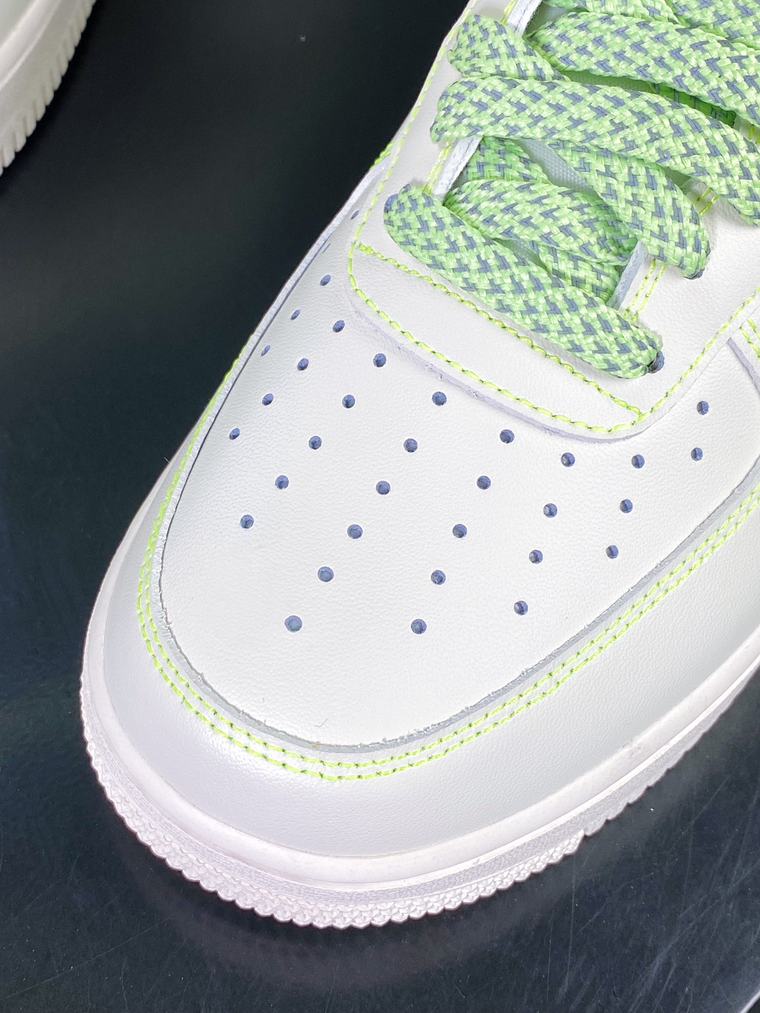 Air Force 1 '07 Low Leather ”White/Vlot Static” Air Force One classic low-top sneakers ”leather” ”off-white fluorescent green 3M reflective” 315122-909