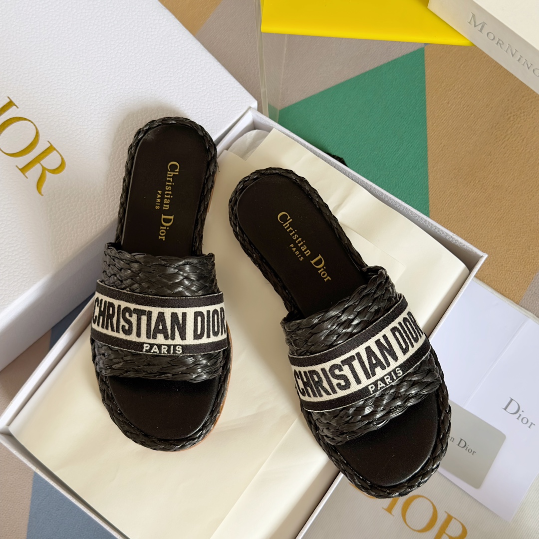 DIOR-Dior 2023ss New Dway Collection [Flat] Straw Woven Embroidered Slippers Sandal Mop Wide Strap M