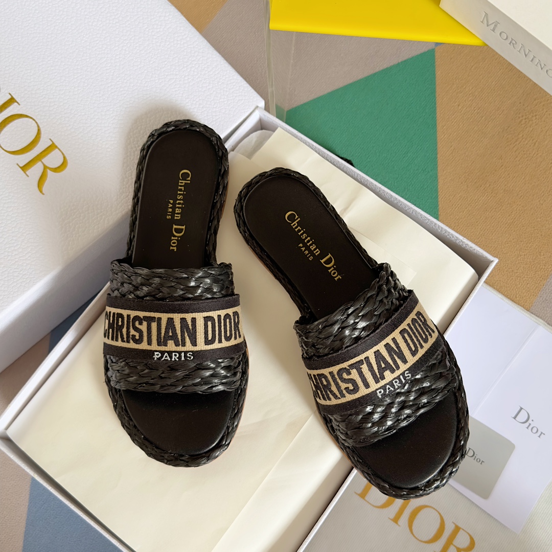 DIOR-Dior 2023ss New Dway Collection [Flat] Straw Woven Embroidered Slippers Sandal Mop Wide Strap M