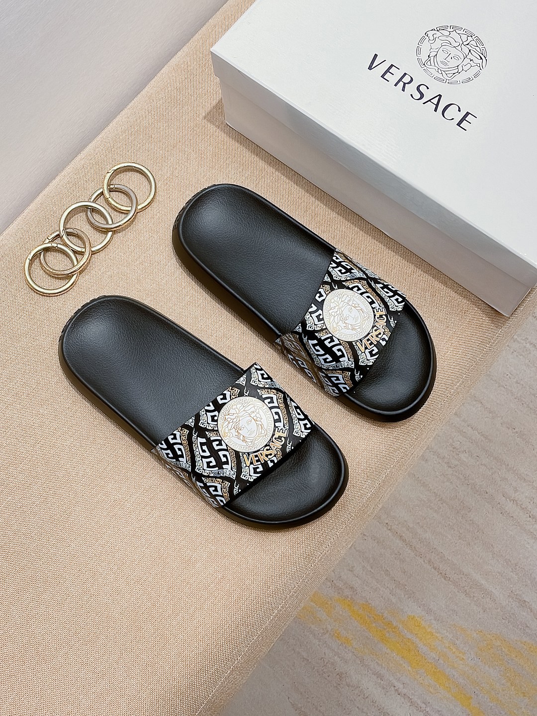 Sell High Quality
 Versace Shoes Slippers Best Designer Replica
 Spring/Summer Collection Fashion Casual