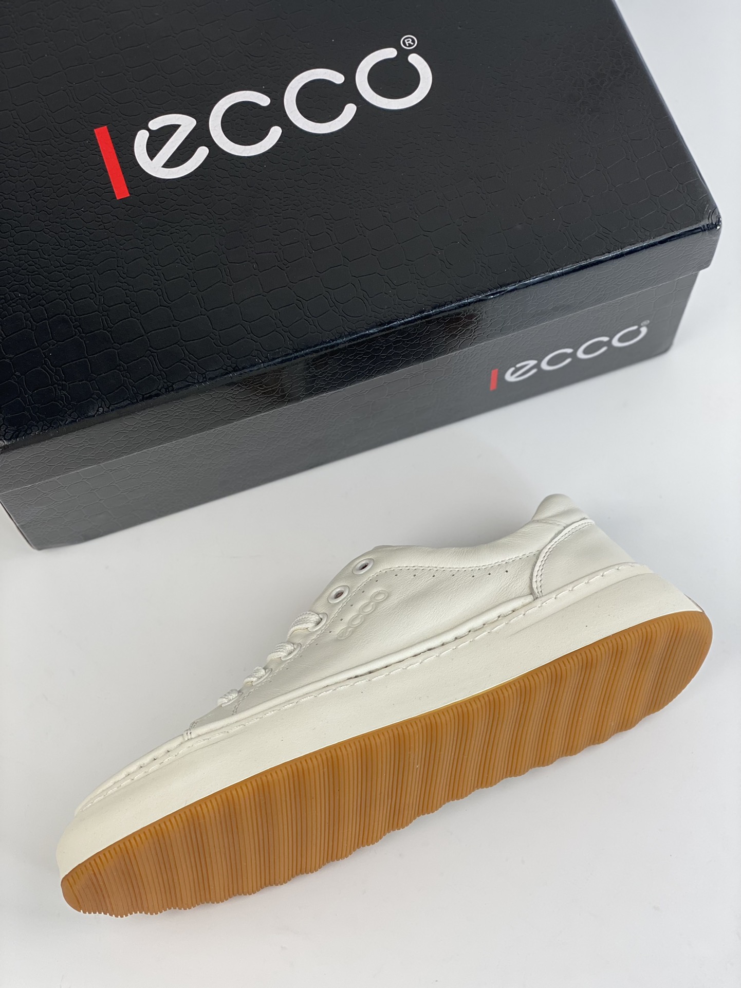 ECCO/ECCO sports running shoes/casual shoes quality